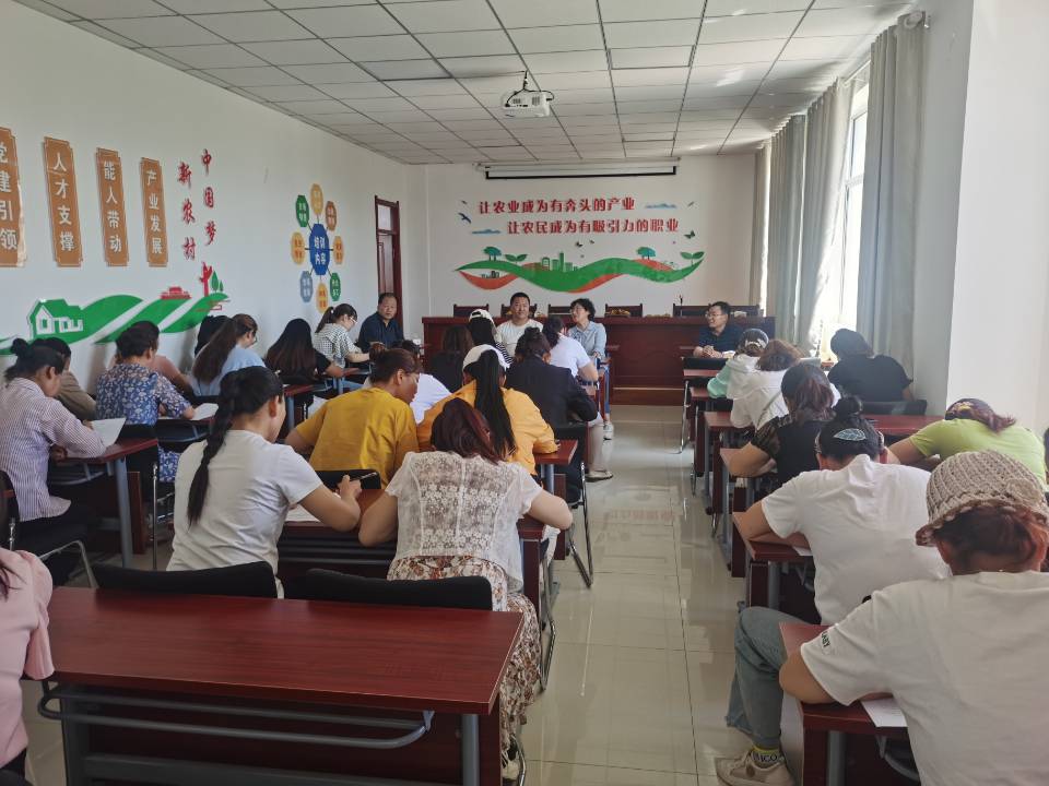 1627808613305432.jpg 雷寨村调研.jpg