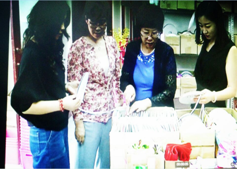 QQ截图20160713102345.png QQ截图20160713102345.png