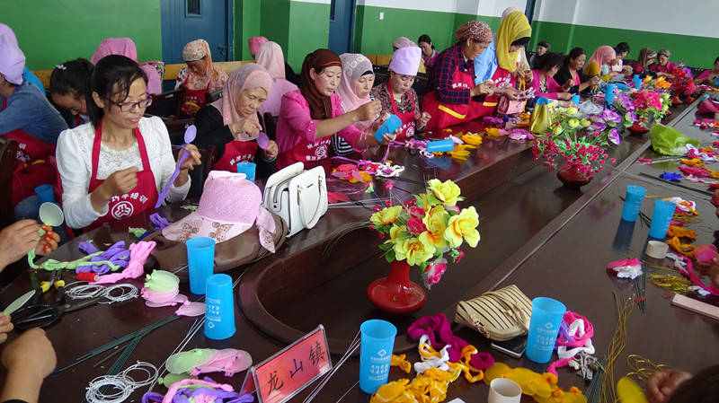 龙山8_副本.jpg 龙山8_副本.jpg