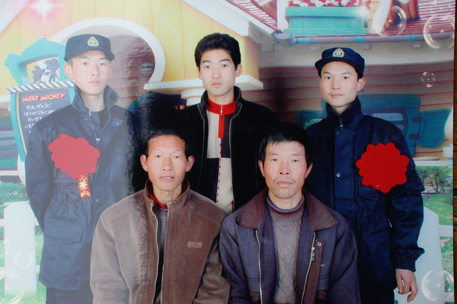 严新梅1_副本.jpg 严新梅1_副本.jpg