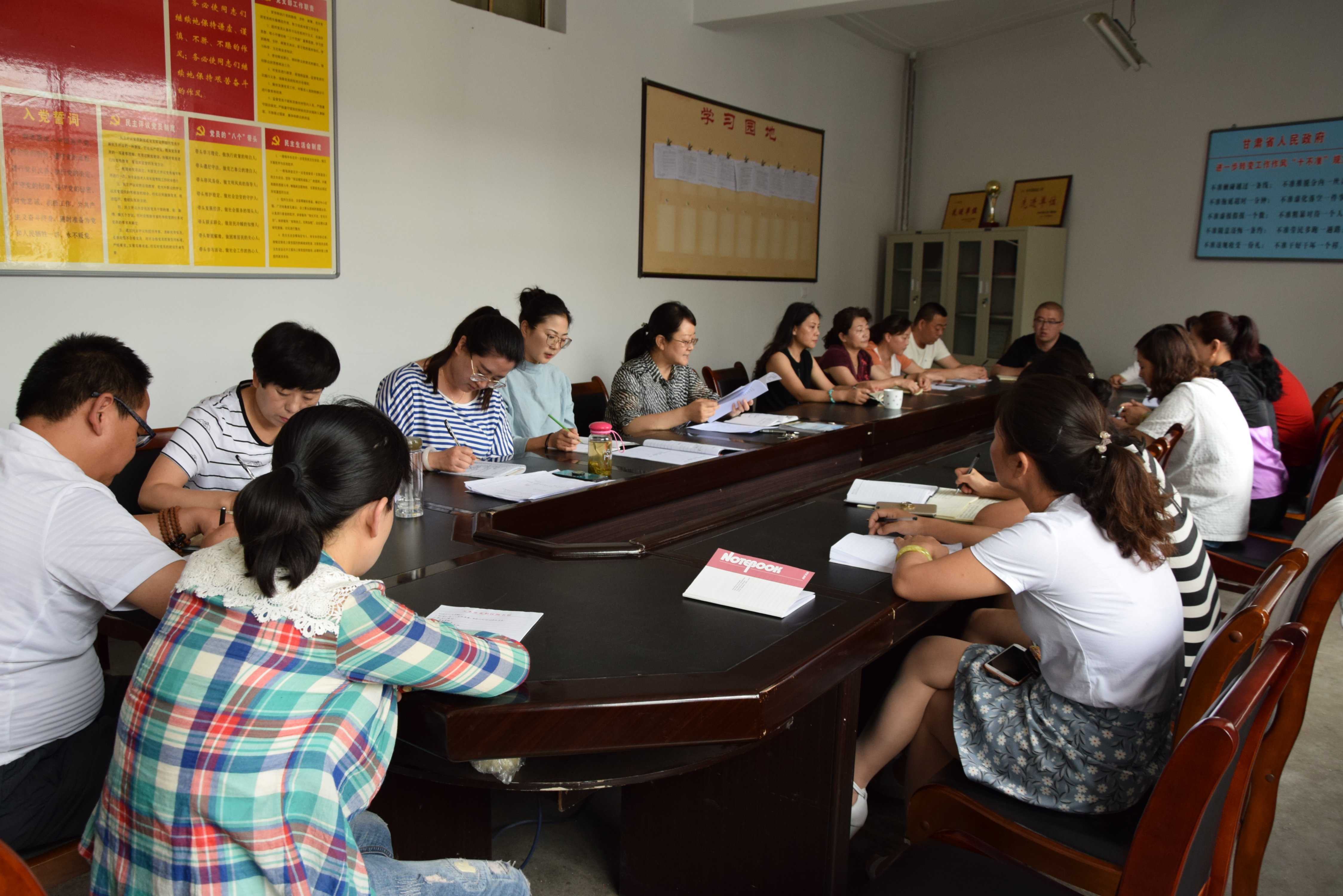 DSC_8537.JPG DSC_8537.JPG