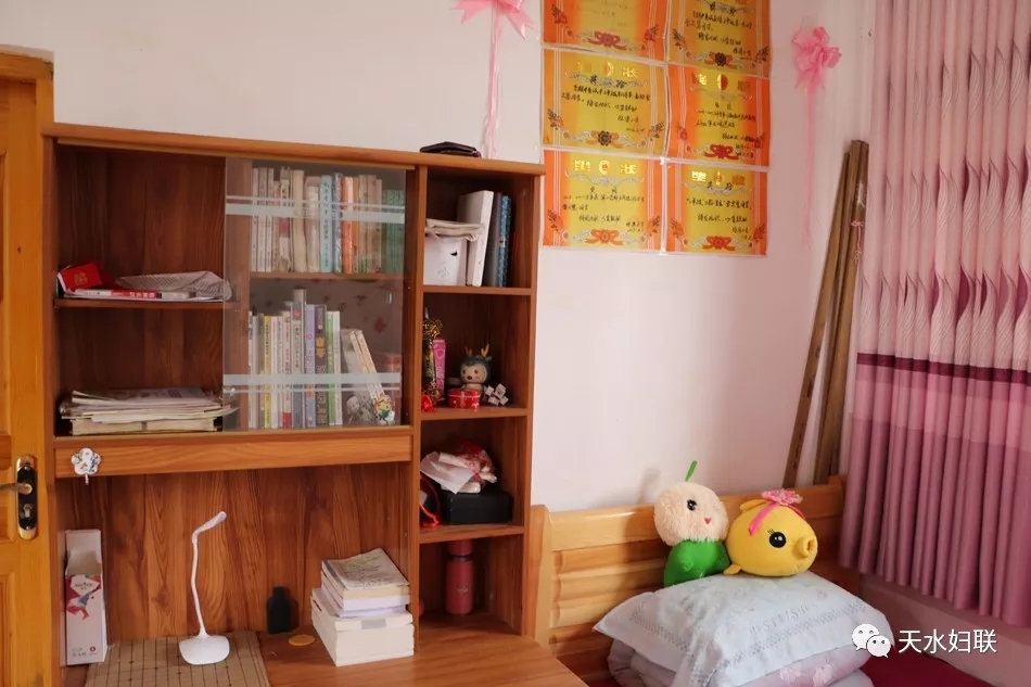 18.webp.jpg 18.webp.jpg