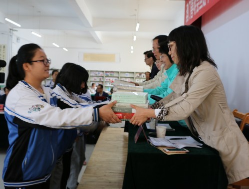 IMG_3425_conew1.jpg IMG_3425_conew1.jpg