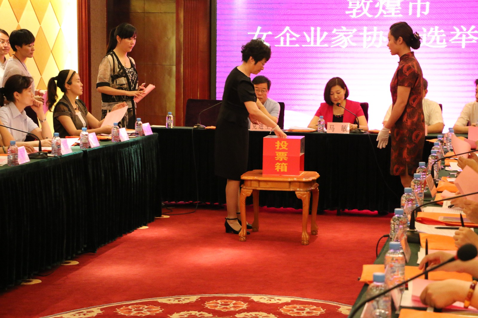 03_conew1.jpg 03_conew1.jpg