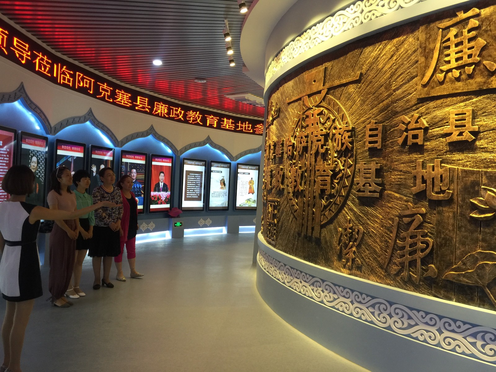 IMG_9504.JPG IMG_9504.JPG