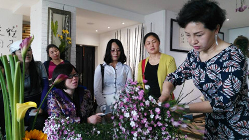 Cache_-6dcb17363679bcba..jpg Cache_-6dcb17363679bcba..jpg