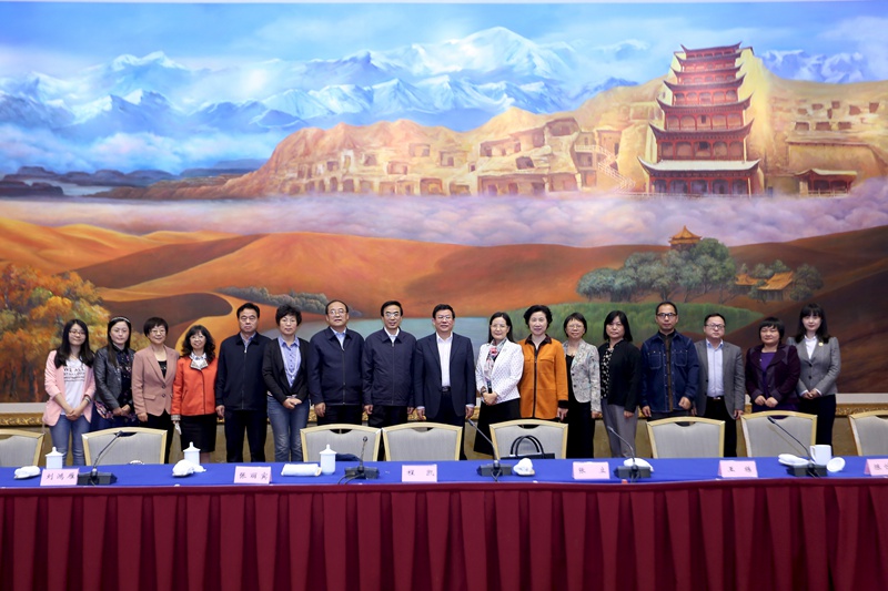 GP6A9966副本_副本.jpg GP6A9966副本_副本.jpg