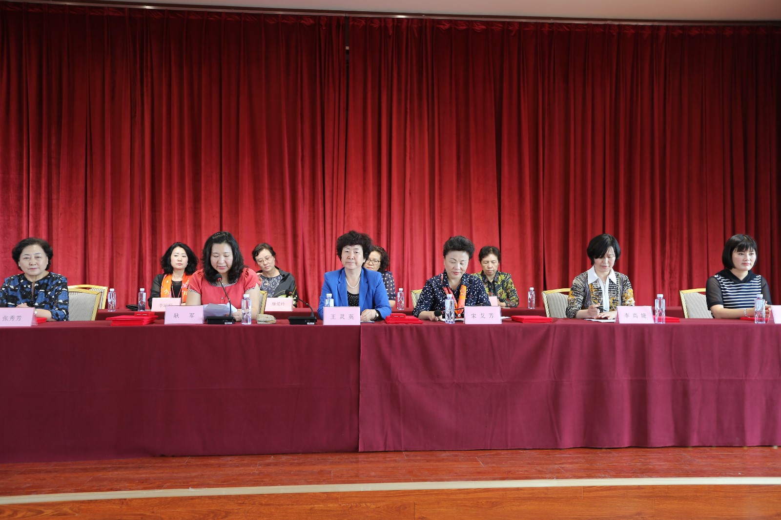 照片 051.JPG 照片 051.JPG