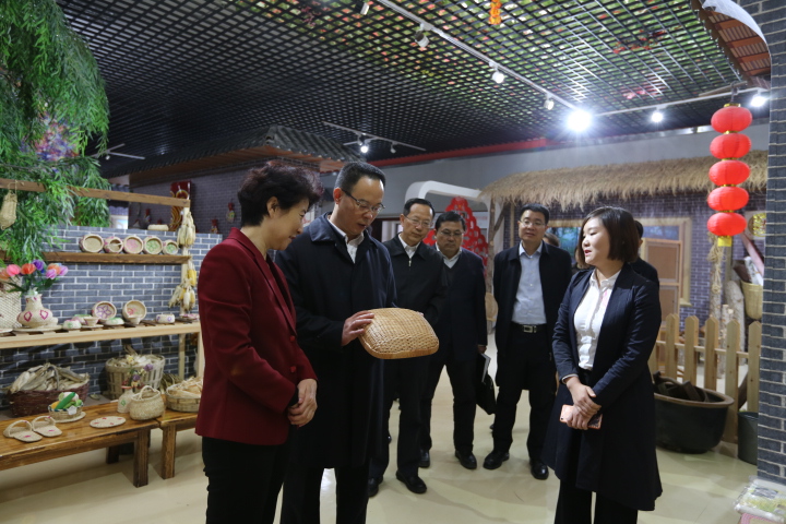 GP6A2215.JPG GP6A2215.JPG