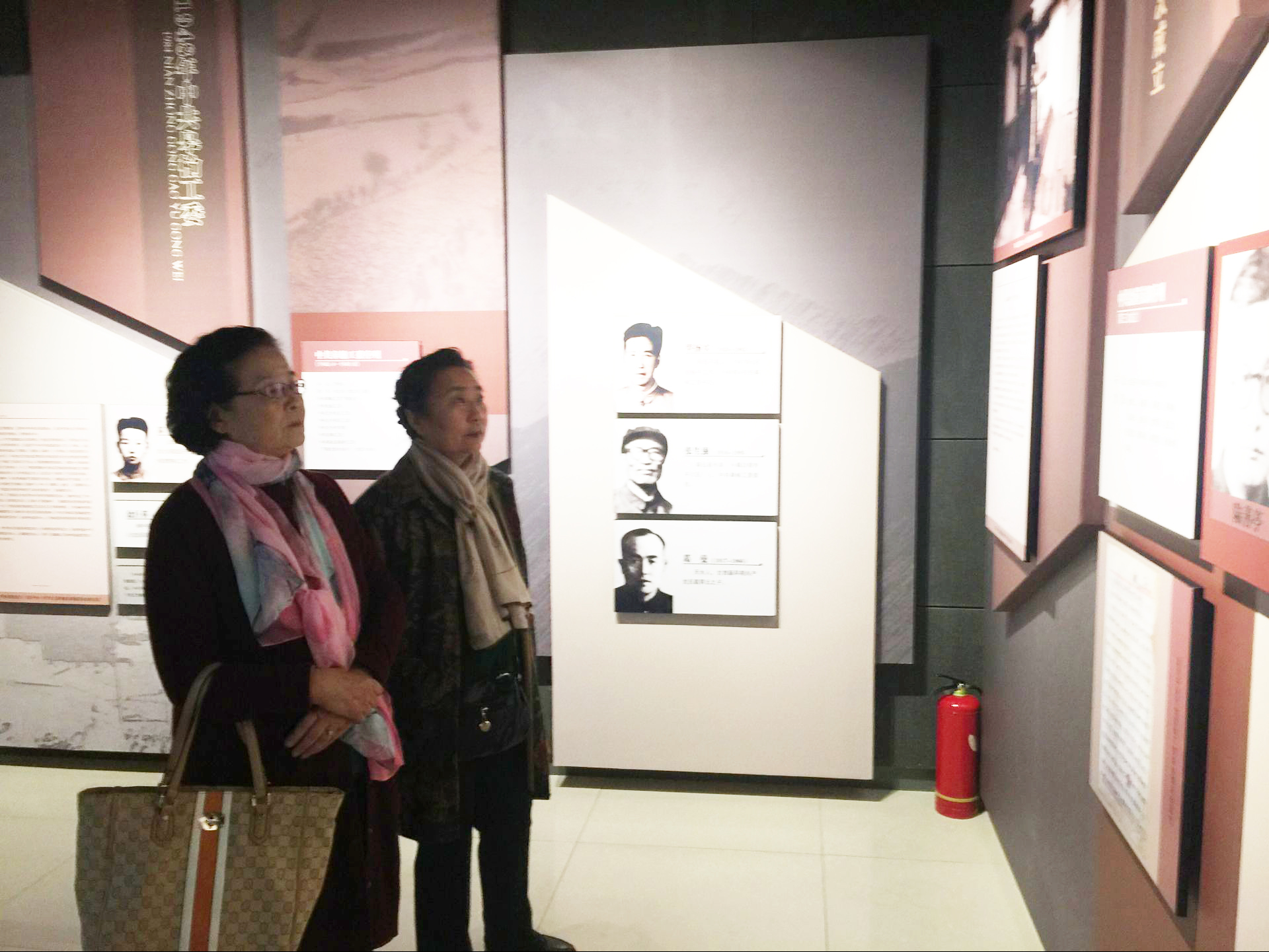 FAC977DD5CE740CE6C12176BF10CED6B副本.jpg FAC977DD5CE740CE6C12176BF10CED6B副本.jpg