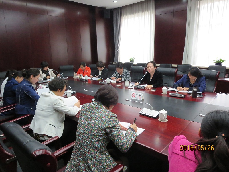 刘主席上党课2.2.jpg 刘主席上党课2.2.jpg