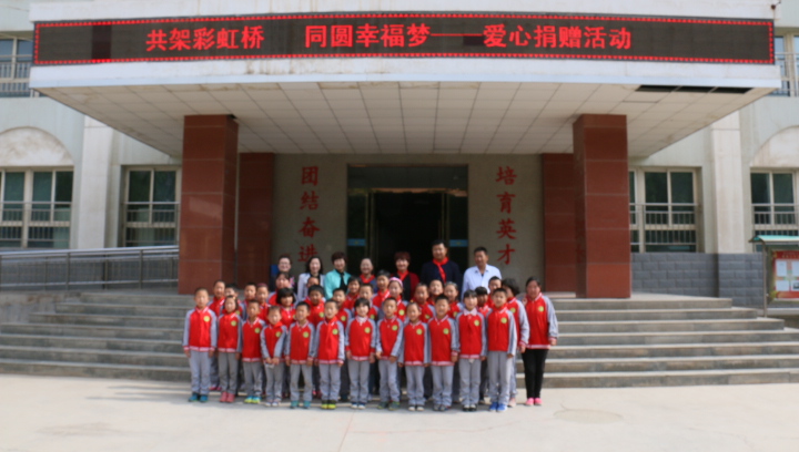 银滩路小学3.JPG 银滩路小学3.JPG