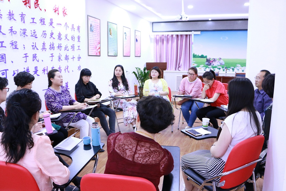 西固家庭教育3.1.jpg 西固家庭教育3.1.jpg