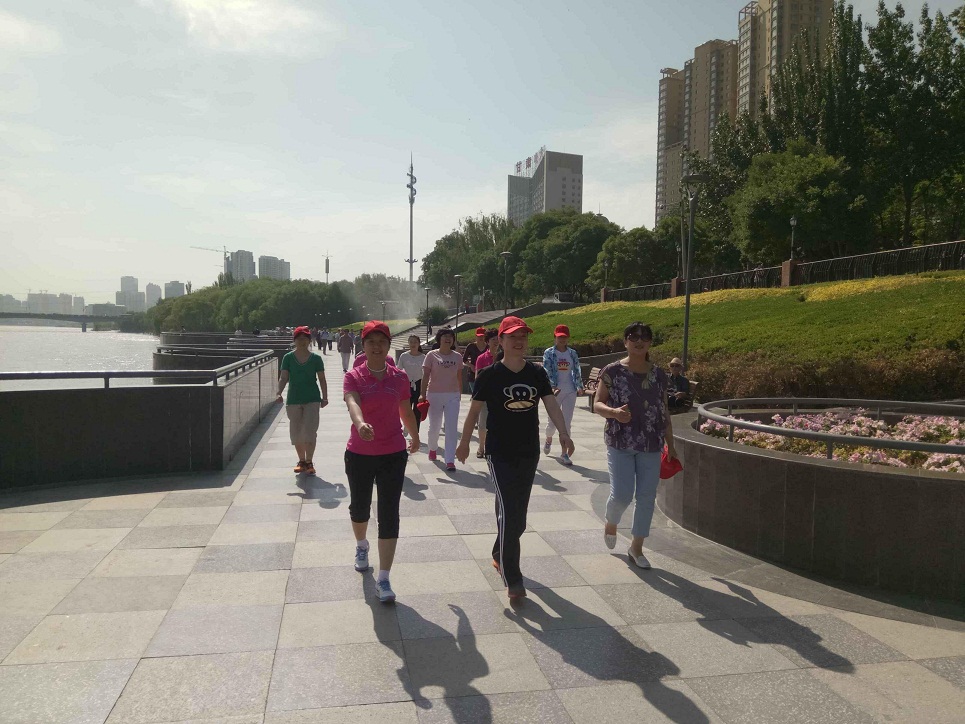 巾帼健步走2.1.jpg