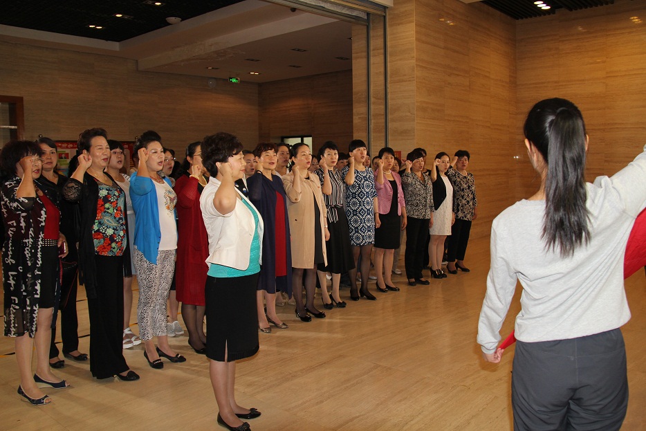 参观八办2.1.jpg 参观八办2.1.jpg