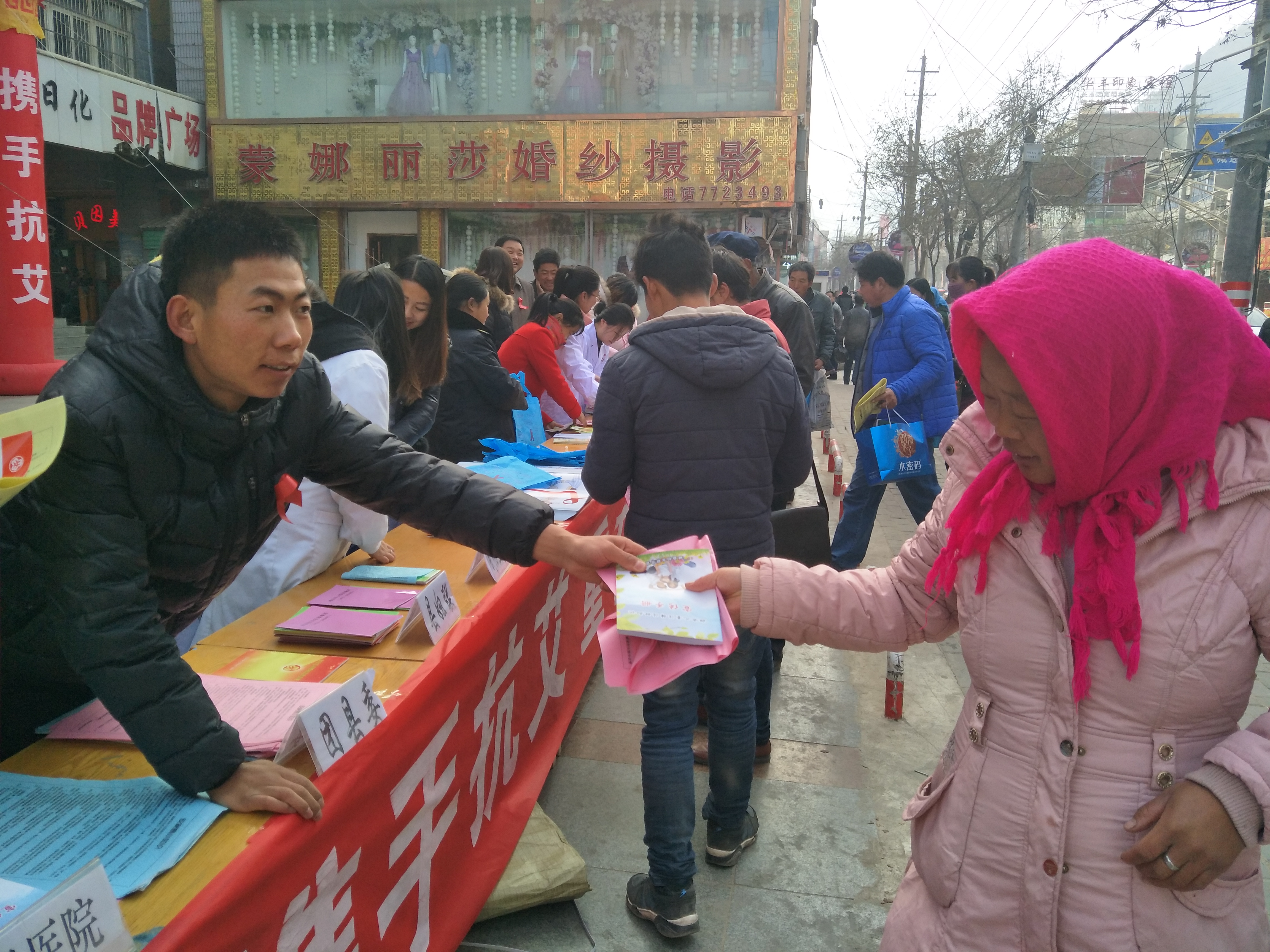 5C0D604356C2DF0FEB1C328358D46F0B.jpg 5C0D604356C2DF0FEB1C328358D46F0B.jpg