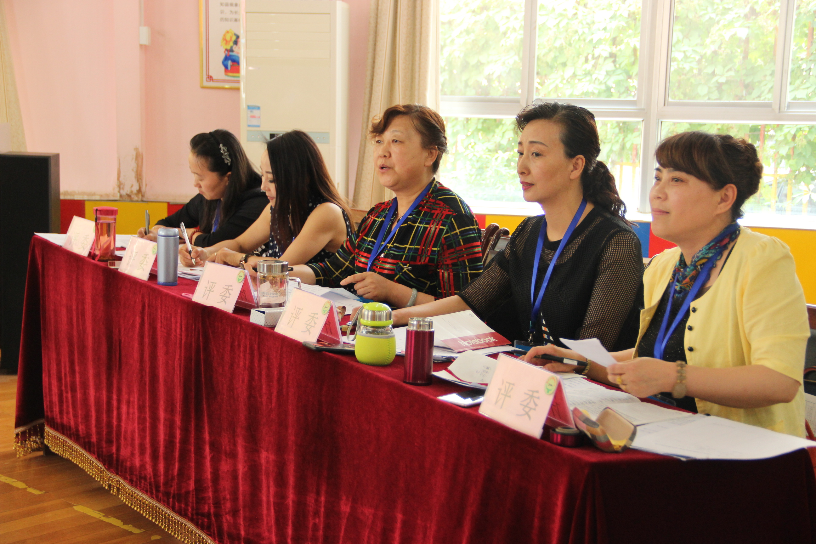 评委1.JPG 评委1.JPG