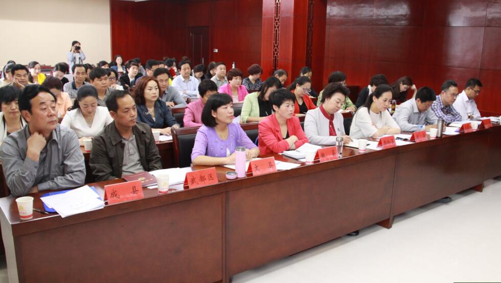 会场.jpg 会场.jpg