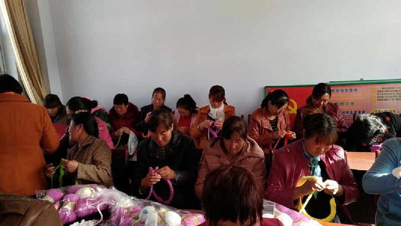 巧手1.jpg 巧手1.jpg