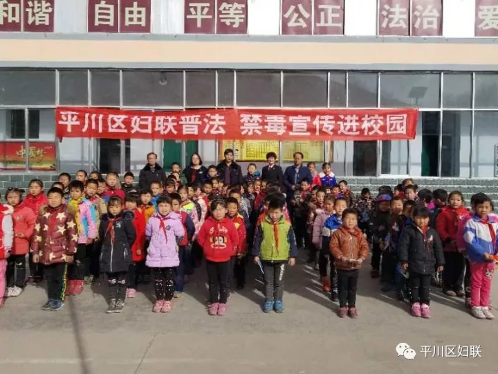 种田1.webp.jpg 种田1.webp.jpg